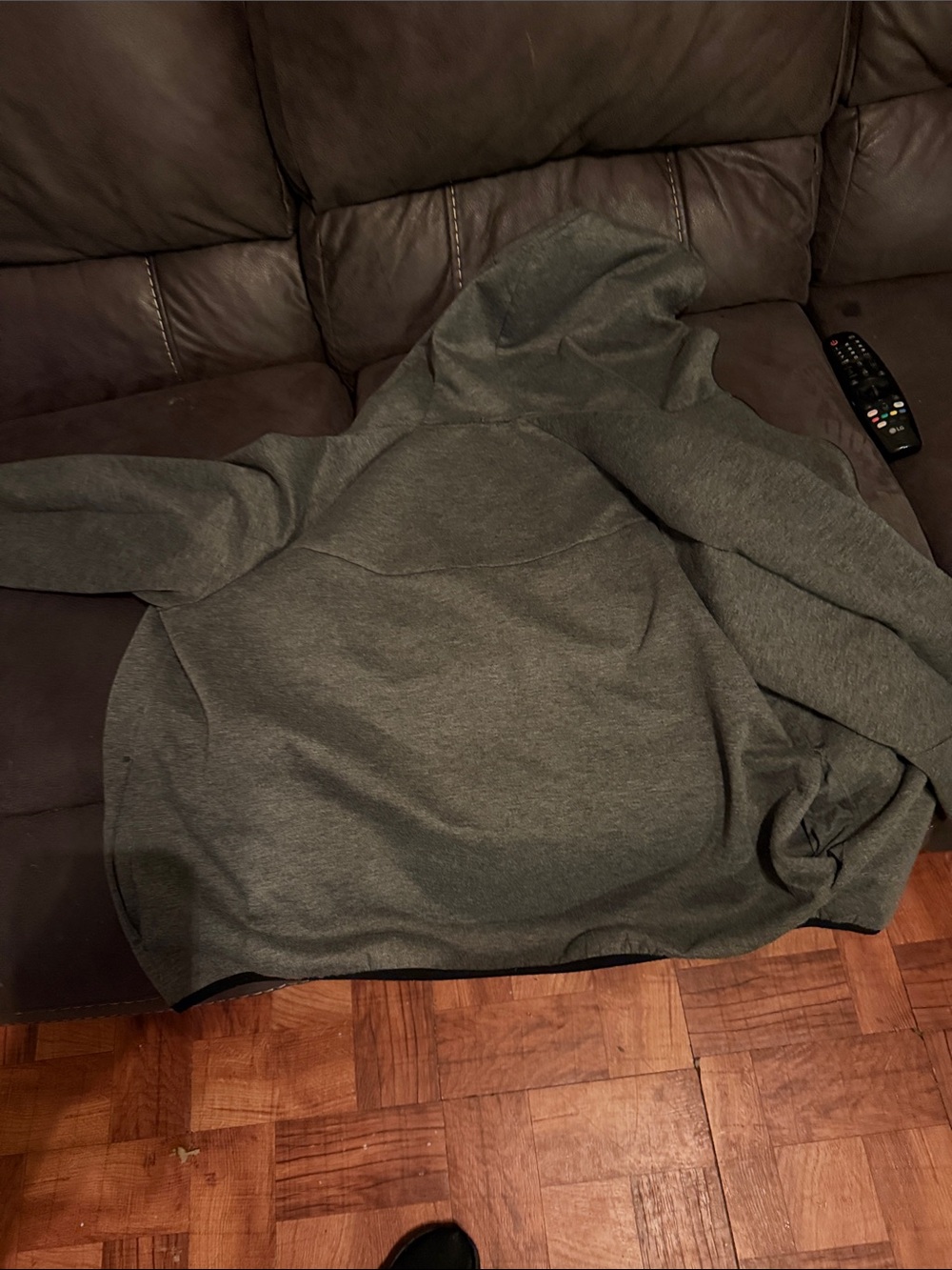 Nike Men's Dark Gray Full-Zip Performance Hoodie Jacket - Picture 2 of 3